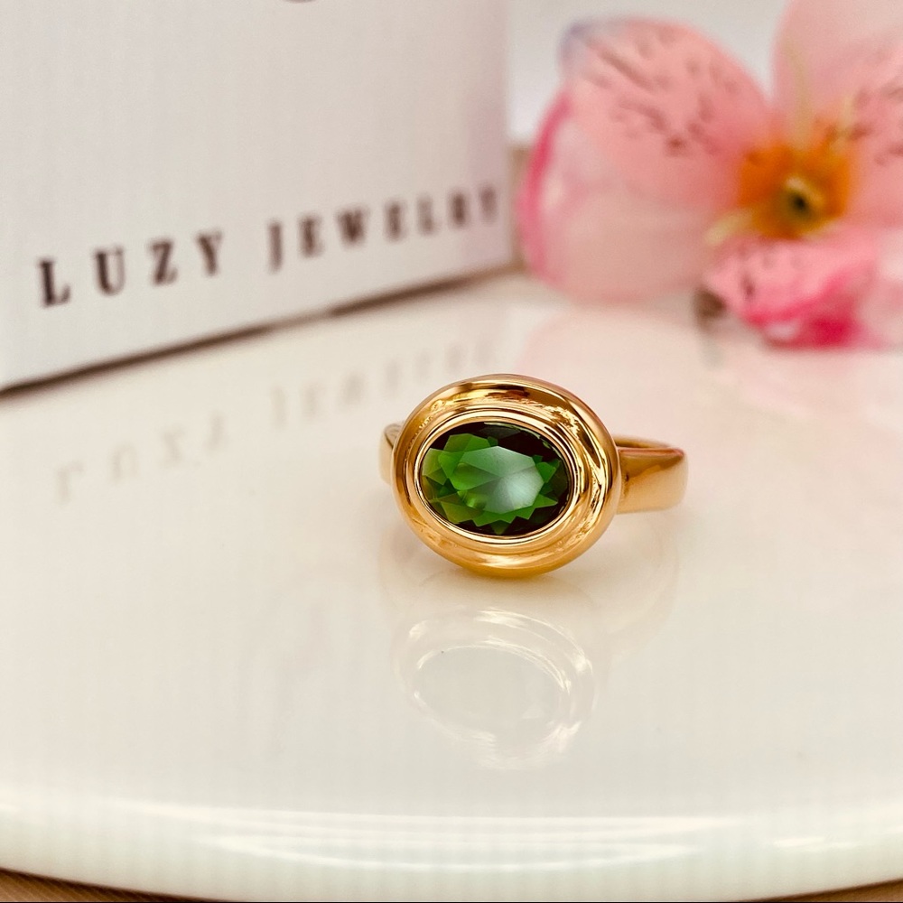 18K Gold Minimalist Green Oval Zircon Multilayered Three Dimensional Design Ring - Picture 11 of 12